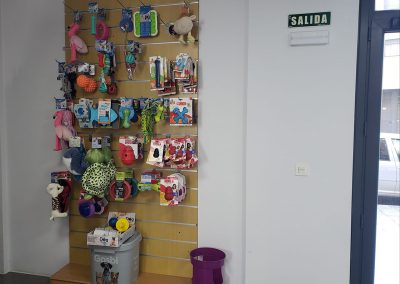 Animalia Ezkaba Instalaciones tienda